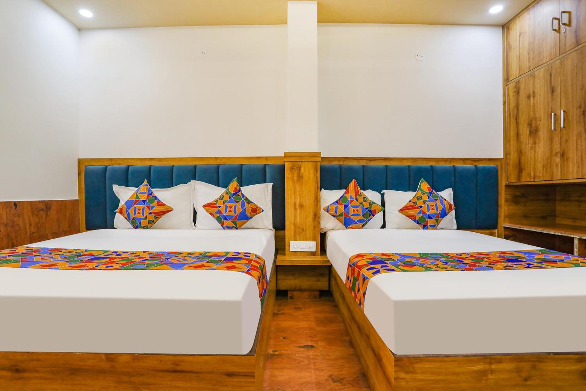 Fabhotel Aaradhya Residency Agra  Bagian luar foto