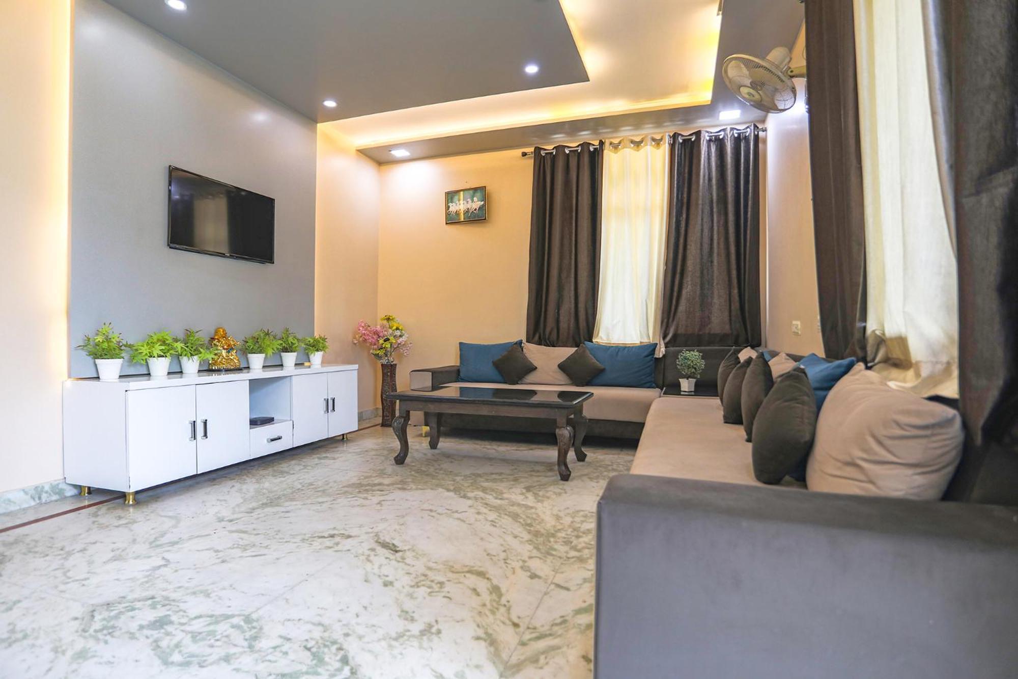 Fabhotel Aaradhya Residency Agra  Bagian luar foto