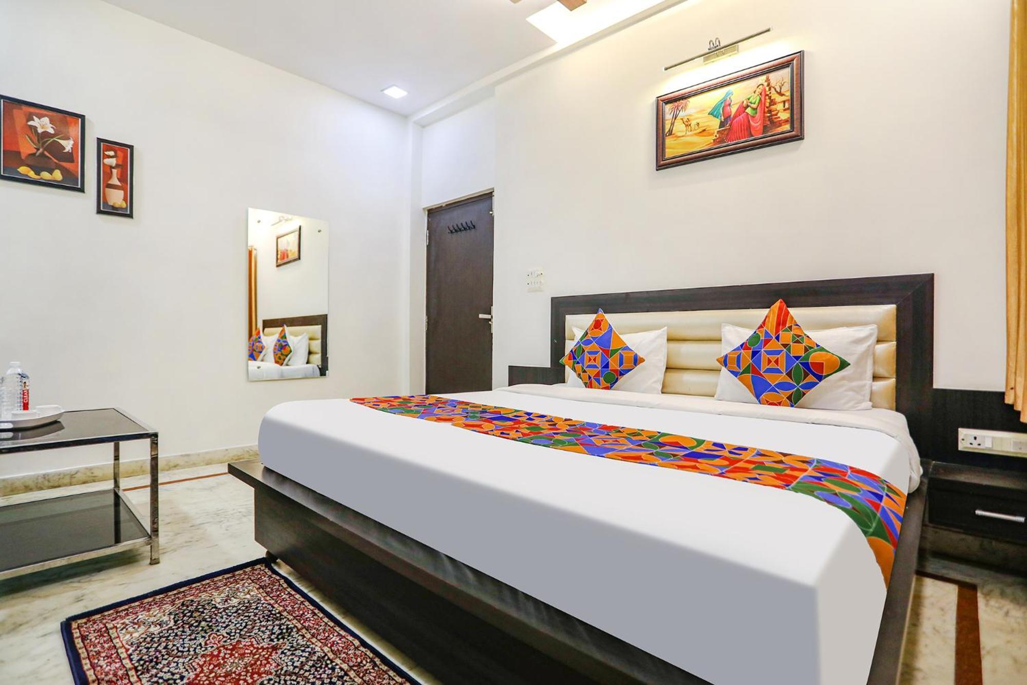 Fabhotel Aaradhya Residency Agra  Bagian luar foto