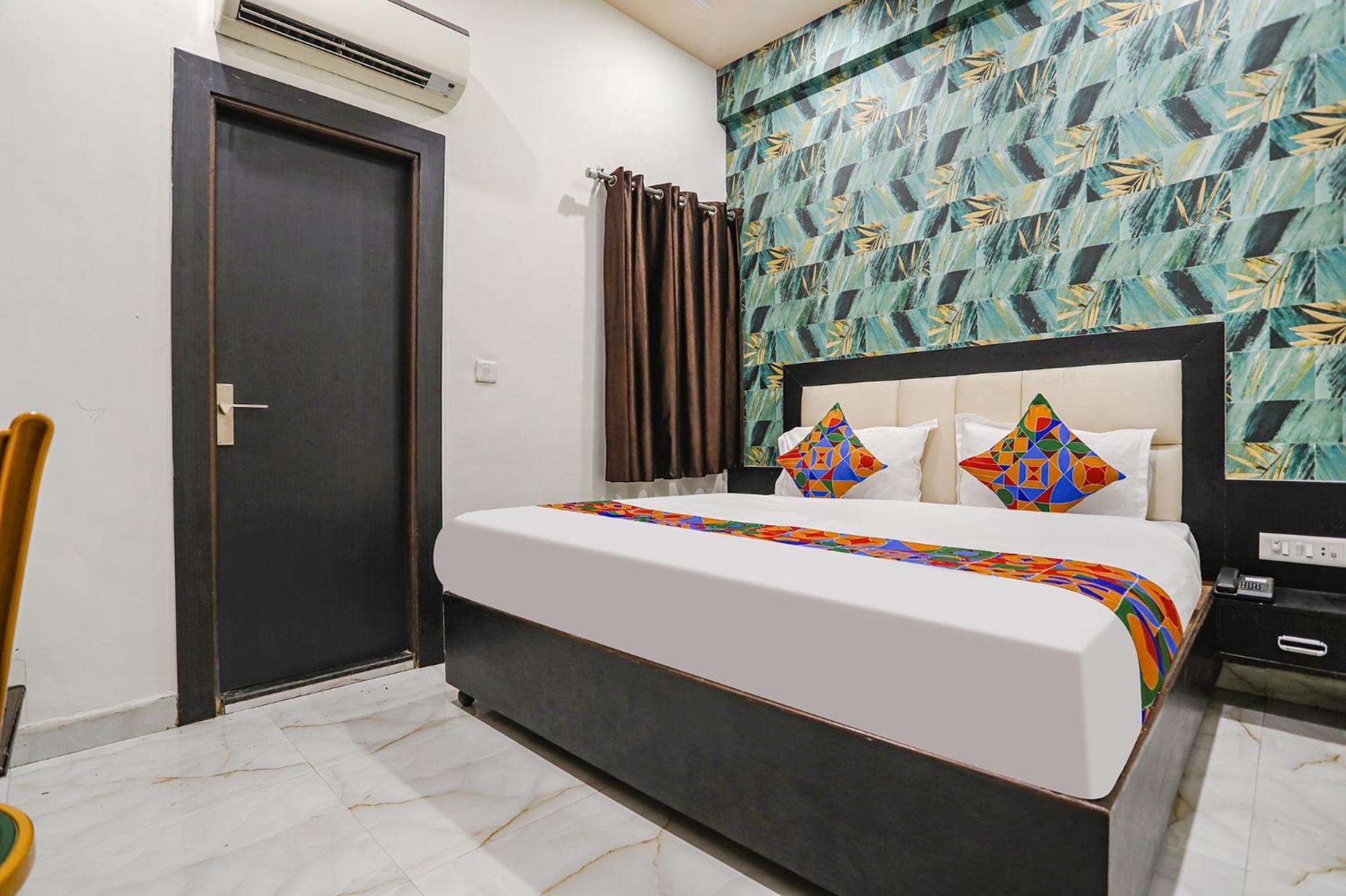 Fabhotel Aaradhya Residency Agra  Bagian luar foto
